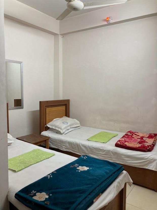 Hotel New Royal Palace Dhanmondi Dhaka Buitenkant foto